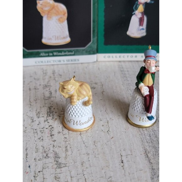 Hallmark Alice wonderland Cheshire Cat Mad Hatter miniature thimble ornament Xma - Picture 3 of 6